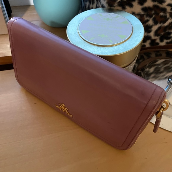 Prada Large Zip Wallet in pink Saffiano leather; EUC - Picture 13 of 16